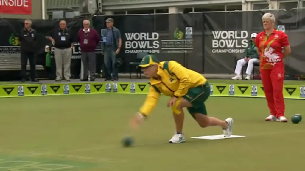Correct Arm Movement Lawn Bowls Delivery